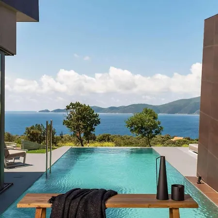 Thalatta Villa *